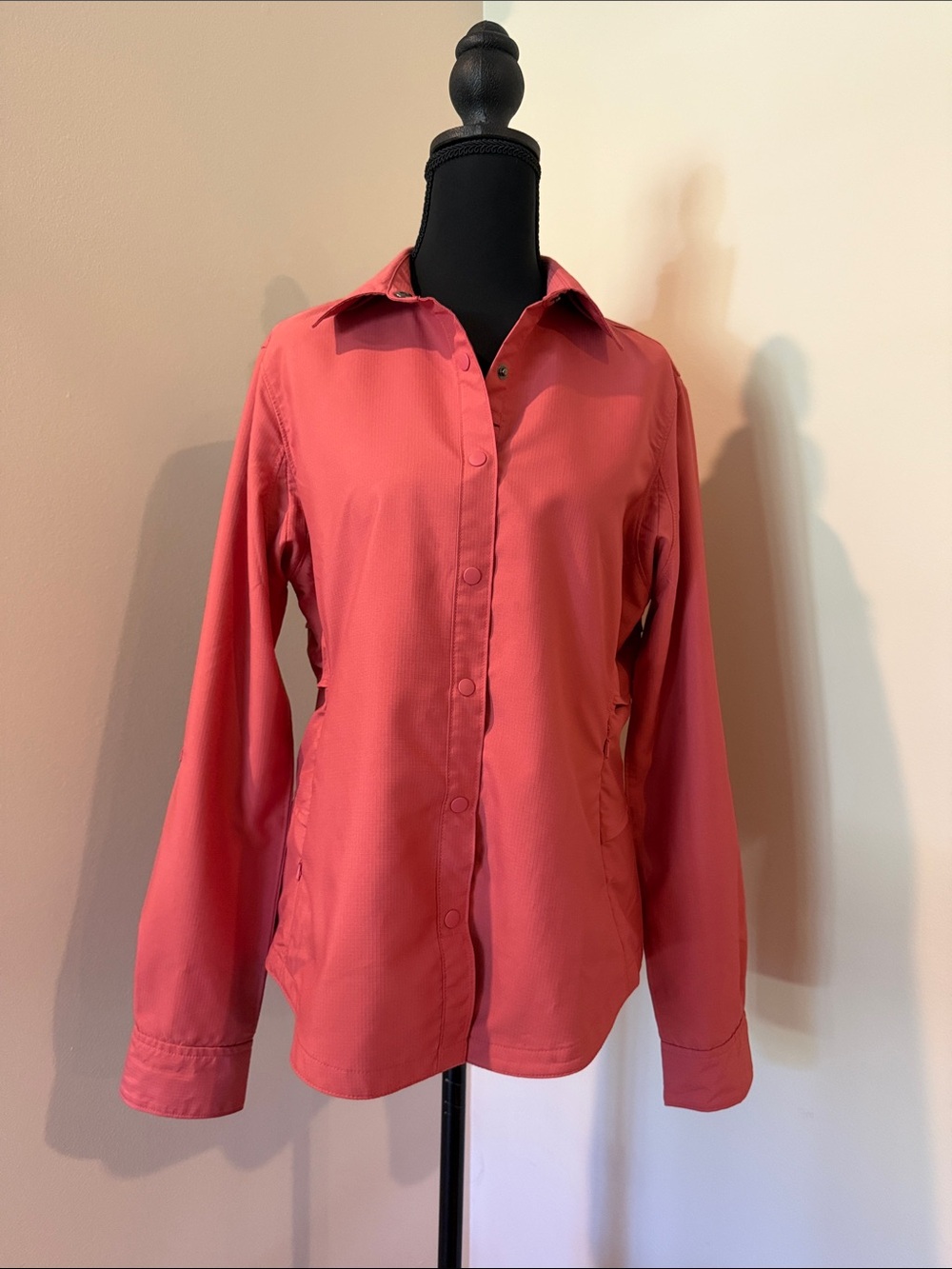 Duluth Trading Co Pink Button-Front Long Sleeve Shirt